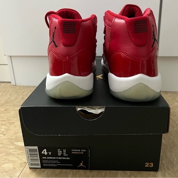 Air Jordan 11 Retro BG - Picture 3 of 7